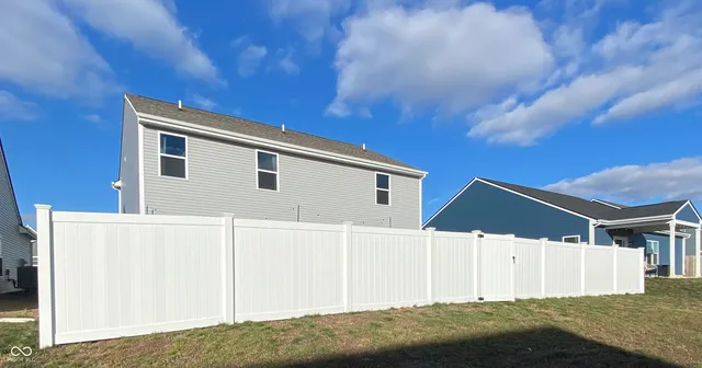 $350,000 | 833 Lando Crk Drive, Kokomo, IN 46902
