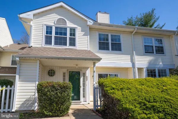 $345,000 | 109 Briarcliff Court, Unit 109, Glen Mills, PA 19342