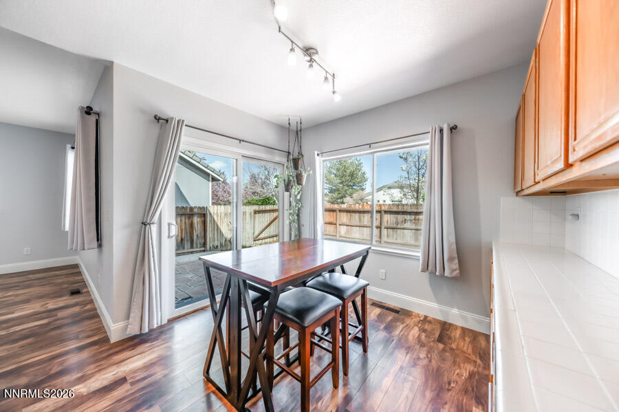 3108 Joshua Park Drive Reno, NV 89502 - Photo 10 of 38 10