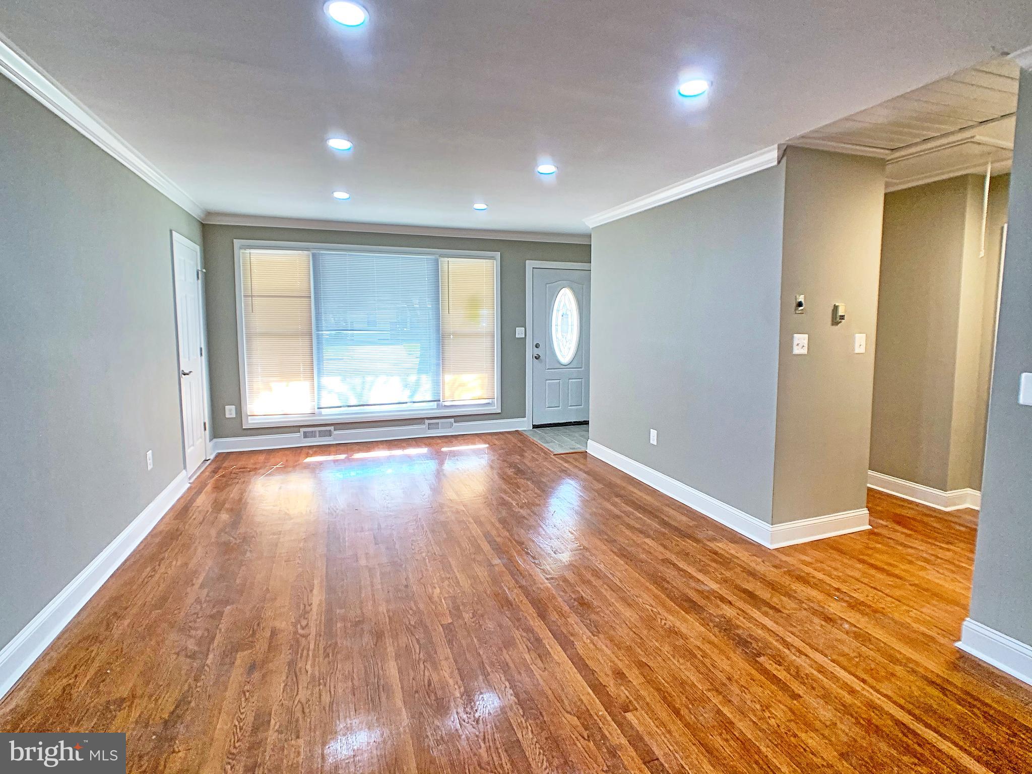 3438 Ripple Road Baltimore, MD 21244 - Photo 4 of 14