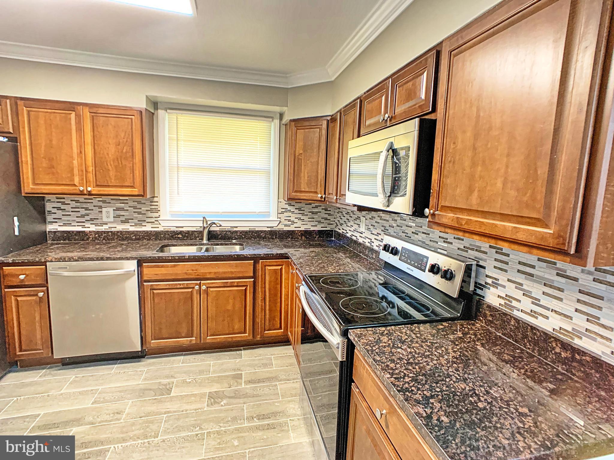 3438 Ripple Road Baltimore, MD 21244 - Photo 6 of 14
