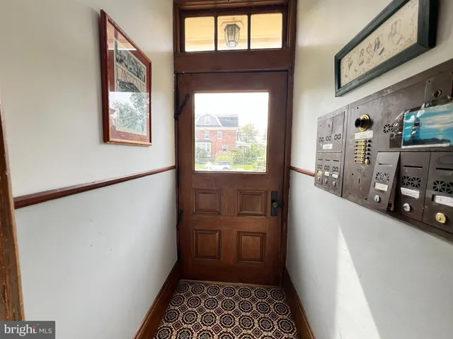 $750,000 | 29 West Stratford Avenue, Lansdowne, PA 19050