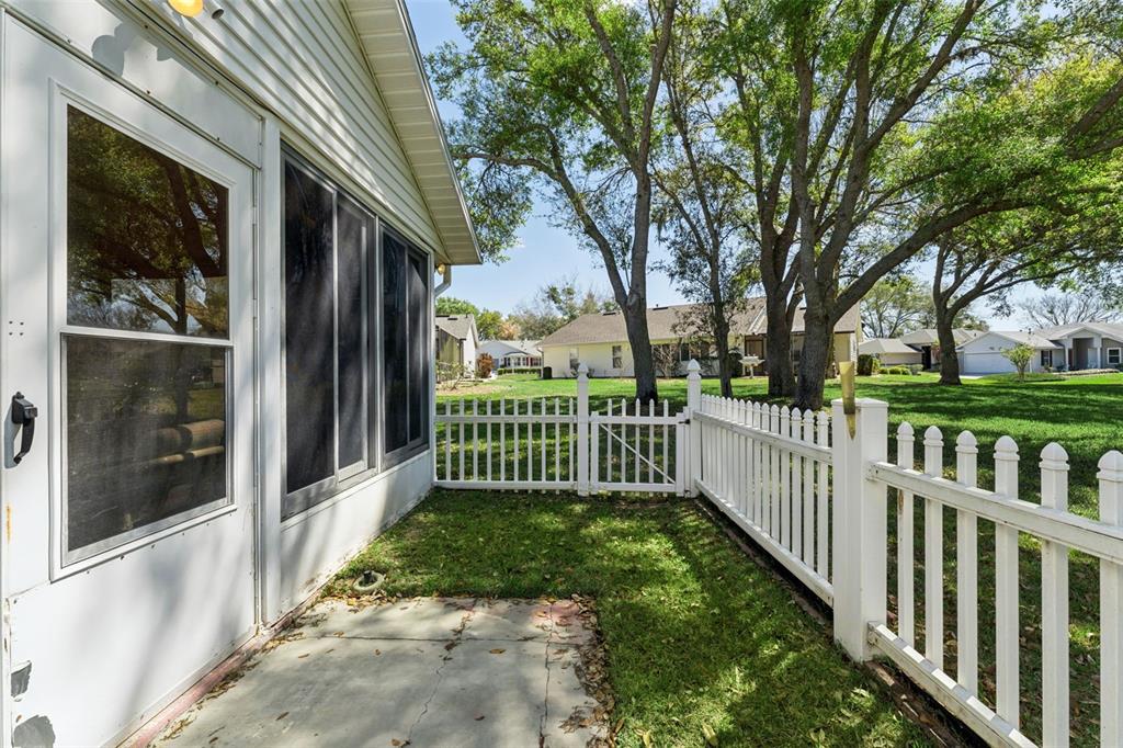 27217 Racquet Circle Leesburg, FL 34748 - Photo 32 of 90