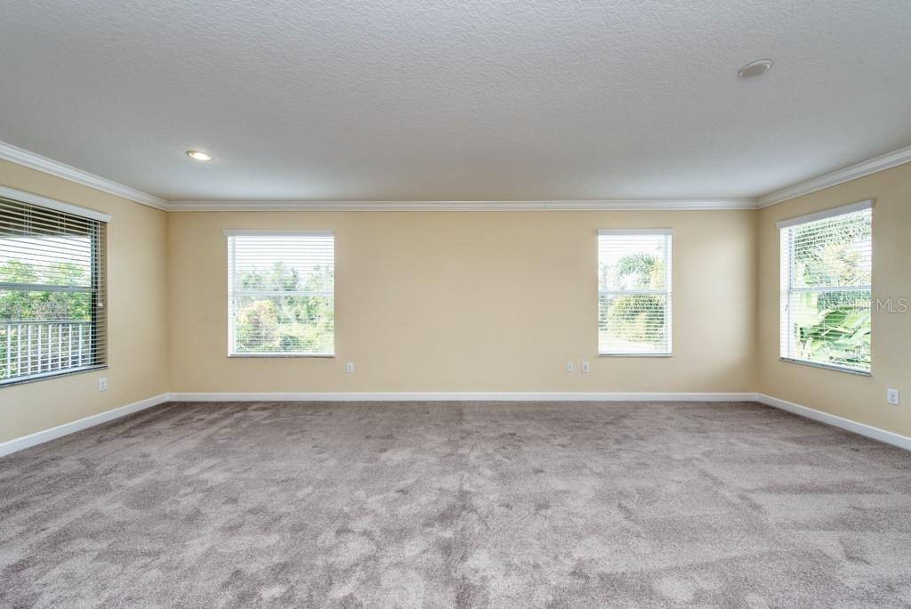 2409 Allegheny Valley Street Ruskin, FL 33570 - Photo 20 of 53 a view of an empty room with a window