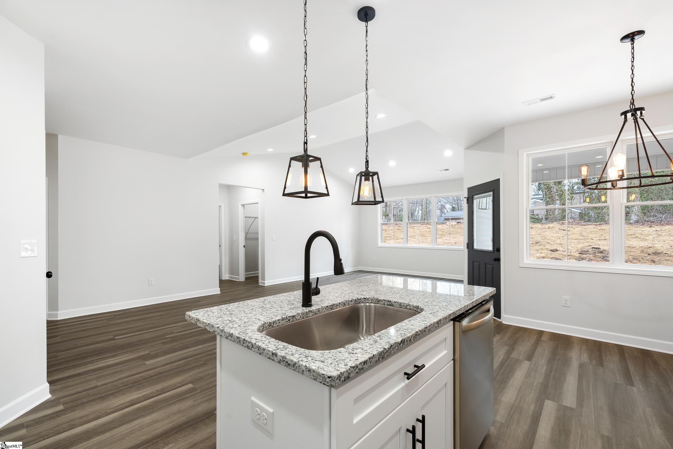 506 Old Stagecoach Road Easley, SC 29642 - Photo 8 of 21 Gallery Image 8