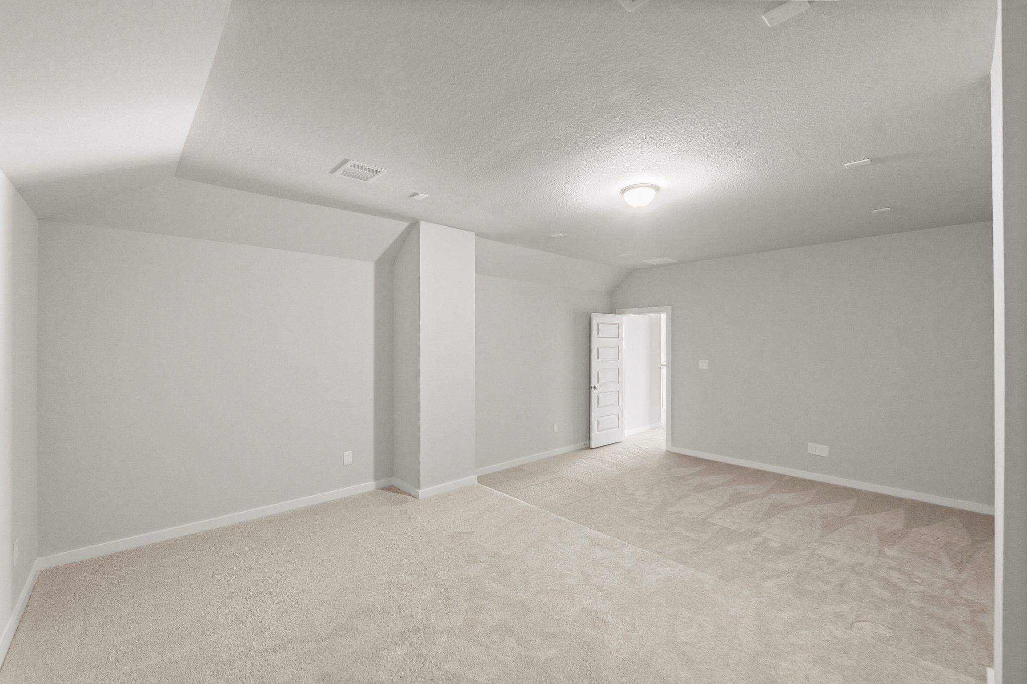 4603 Whisperwood Drive Rosenberg, TX 77471 - Photo 31 of 50 an empty room with an entryway and fan
