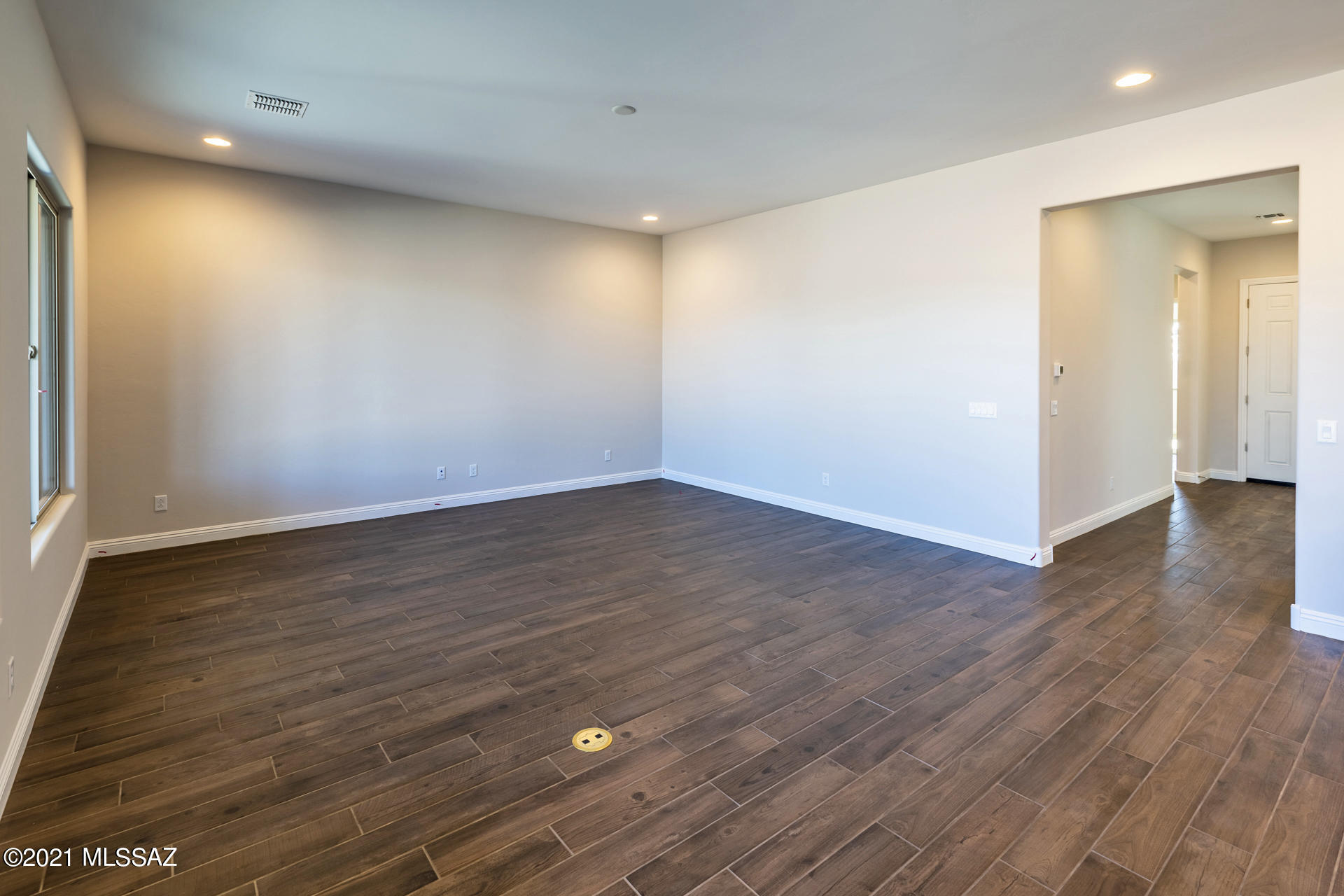 677 East Romsdalen Road East Tucson, AZ 85755 - Photo 15 of 44