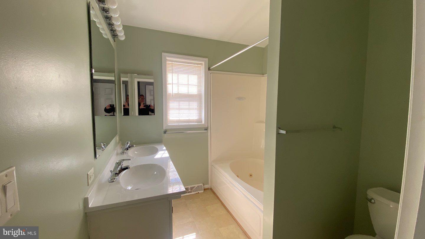 7642 Bluff Point Lane Elkridge, MD 21075 - Photo 19 of 23