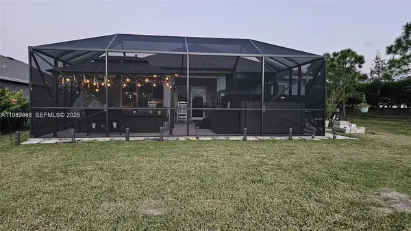 $2,850 | 2271 Arlington Drive Southwest, Unit 2271, Vero Beach, FL 32968