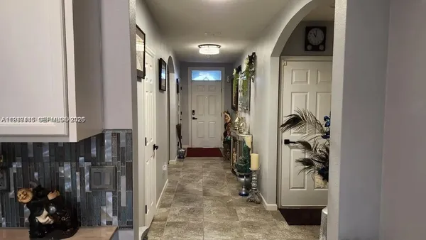 $2,850 | 2271 Arlington Drive Southwest, Unit 2271, Vero Beach, FL 32968