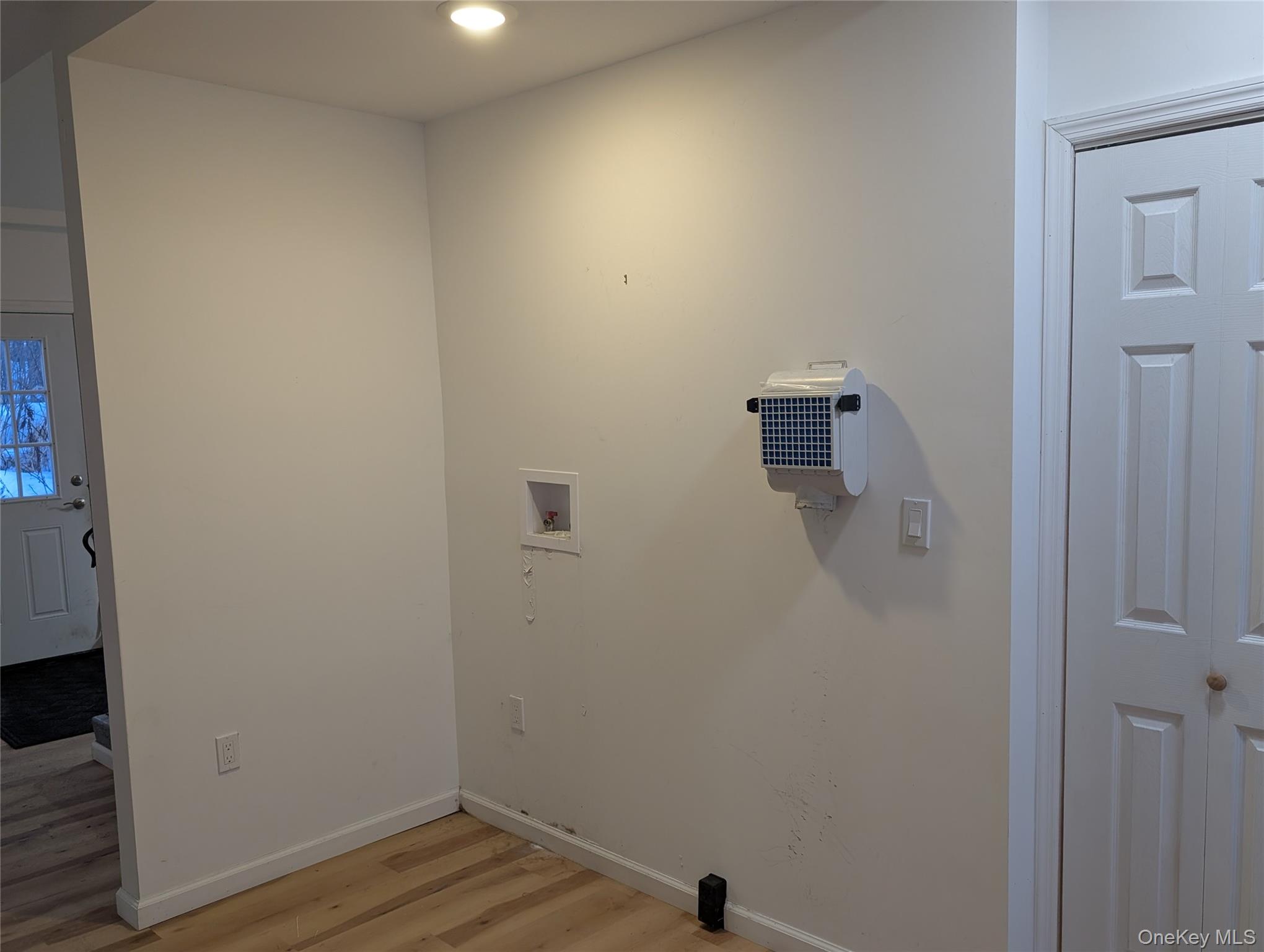 1407 Highway 208 Wallkill, NY 12589 - Photo 28 of 42 washer/dryer hook ups - laundry area - lower level