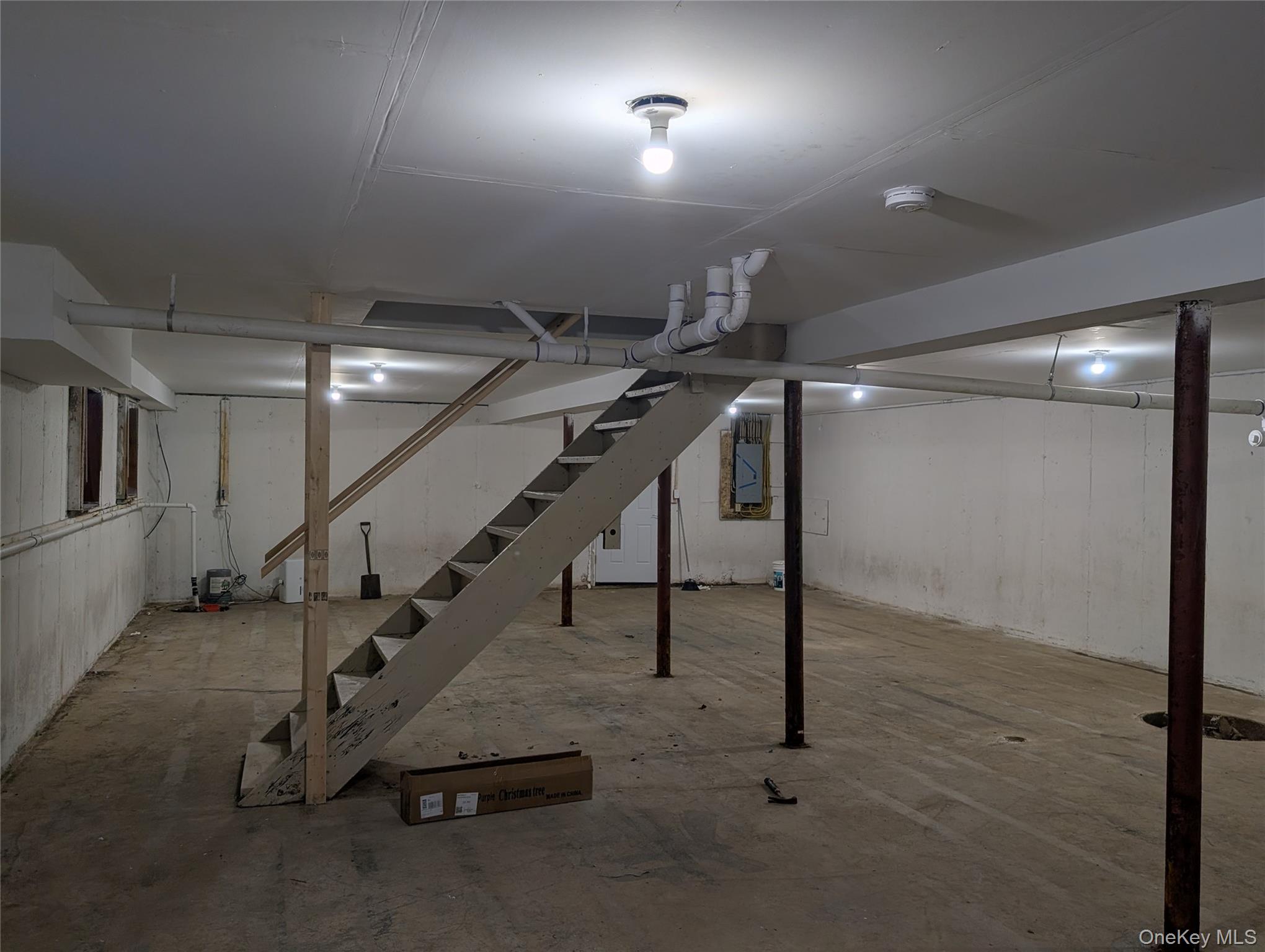 1407 Highway 208 Wallkill, NY 12589 - Photo 30 of 42 Storage Space