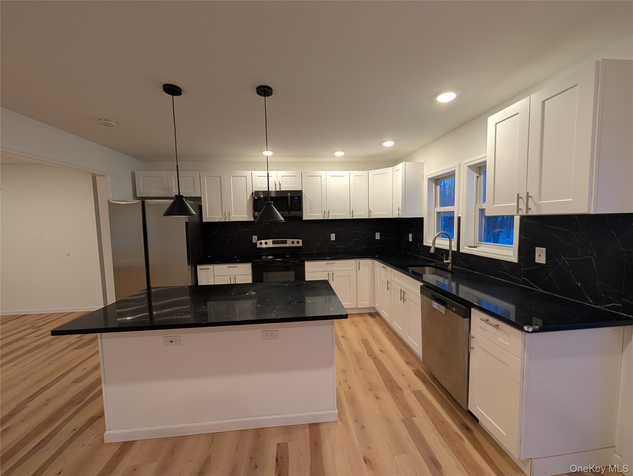 1407 Highway 208 Wallkill, NY 12589 - Photo 8 of 42 Island and kitchen
