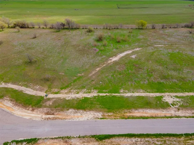 $70,000 | 60 Longview Creek Trail, Itasca, TX 76055