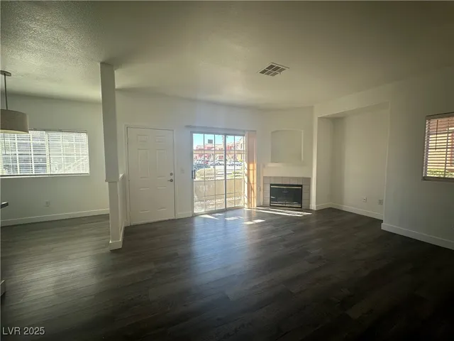 $1,200 | 4730 East Craig Road, Unit 1172, Las Vegas, NV 89115