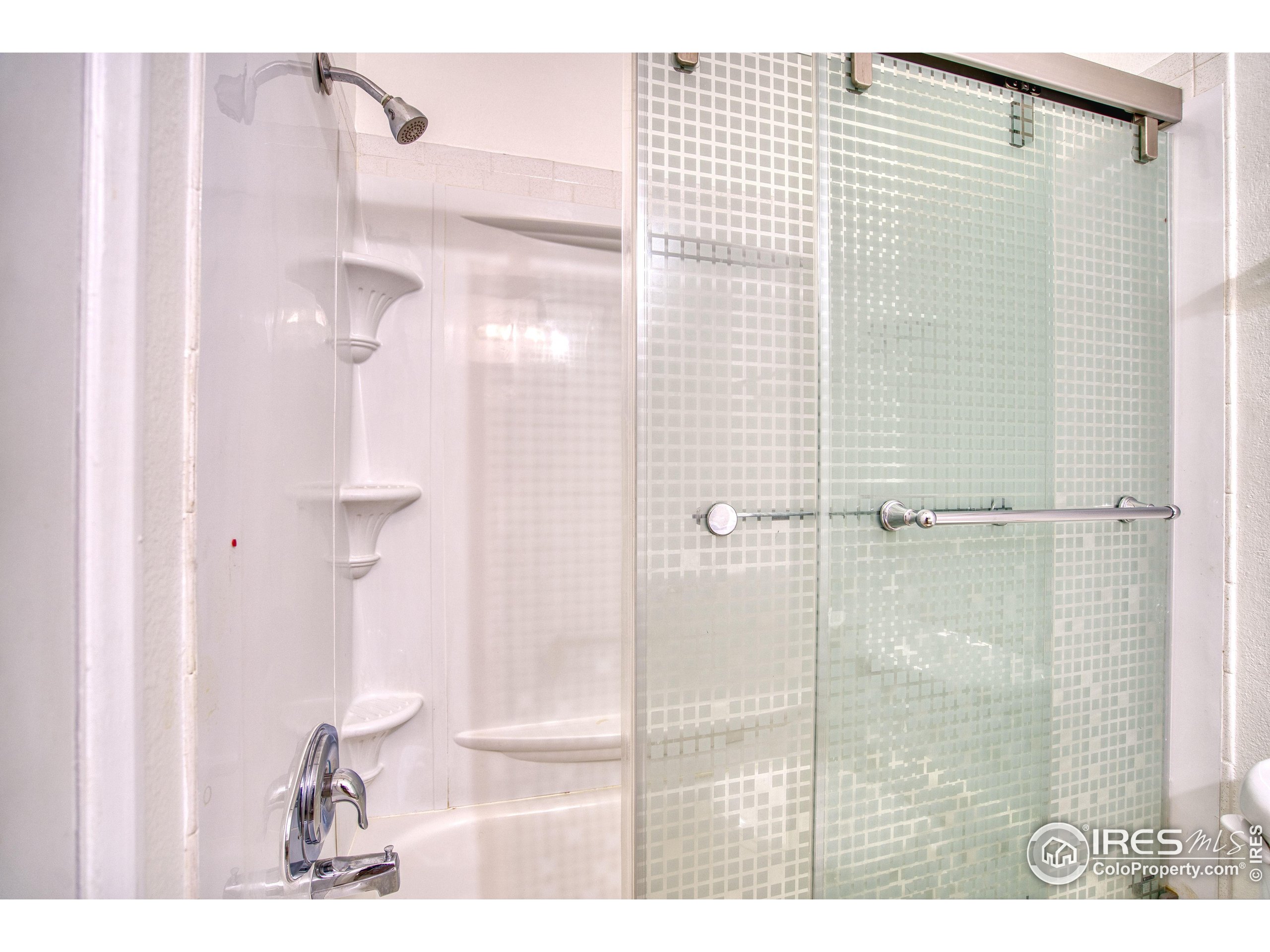 2707 Valmont Road, Unit 304 Boulder, CO 80304 - Photo 12 of 18 a bathroom with a shower