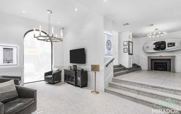 $3,750 | 132 East 45th Street, Unit 10B | Midtown East