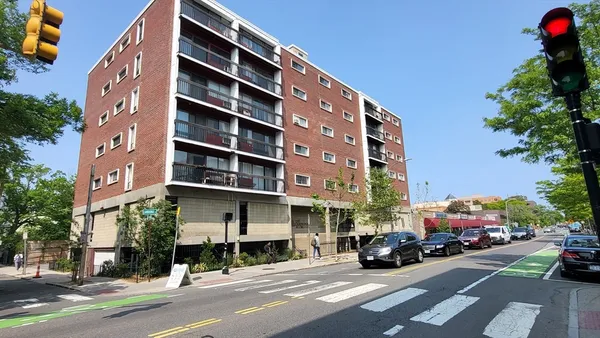 $2,850 | 1643 Cambridge Street, Unit 55, Cambridge, MA 02138