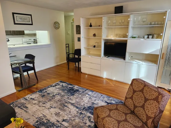 $2,850 | 1643 Cambridge Street, Unit 55, Cambridge, MA 02138