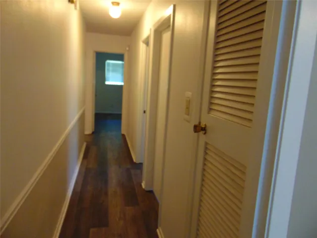 $2,295 | 7503 Glenhill Road, Austin, TX 78752