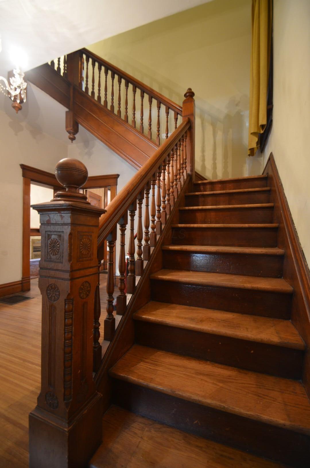 1368 Neil Avenue Columbus, OH 43201 - Photo 17 of 36 17. Staircase
