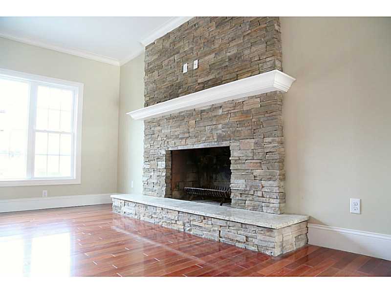7 Council Rock Road Cranston, RI 02921 - Photo 4 of 16 Den/Family/Great Room.