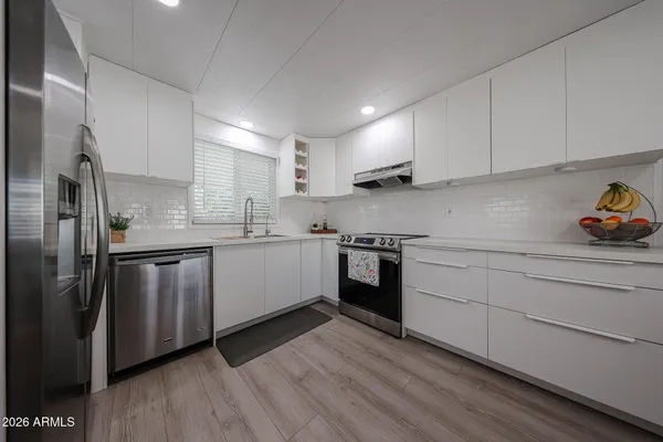 $69,900 | 3104 East Broadway Road, Unit 216, Mesa, AZ 85204