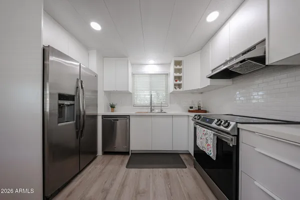 $69,900 | 3104 East Broadway Road, Unit 216, Mesa, AZ 85204