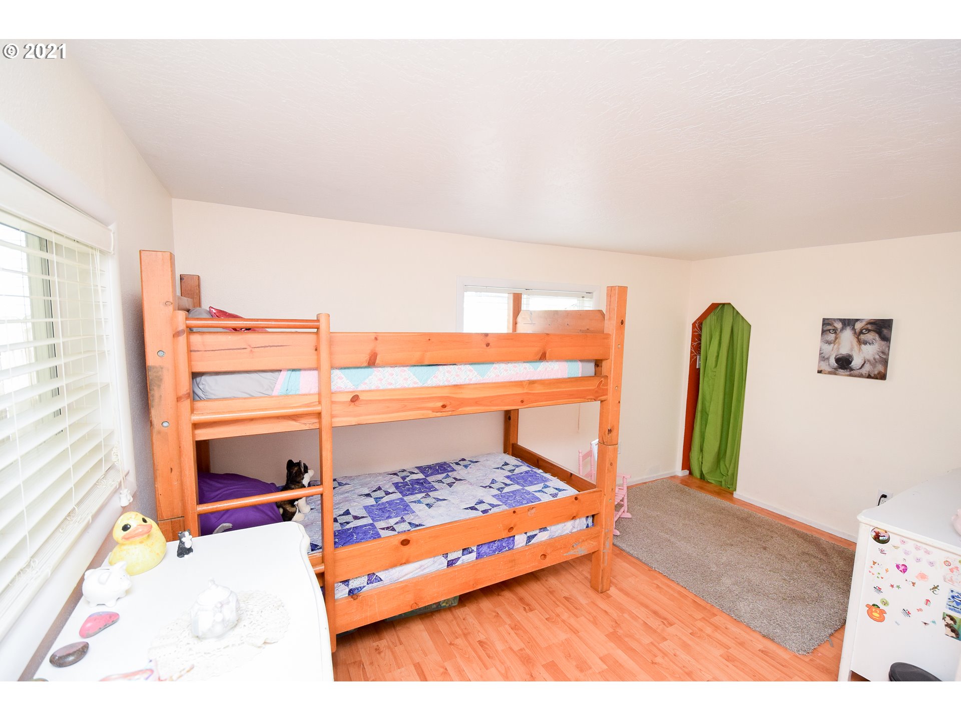 905 54th Street Springfield, OR 97478 - Photo 15 of 28