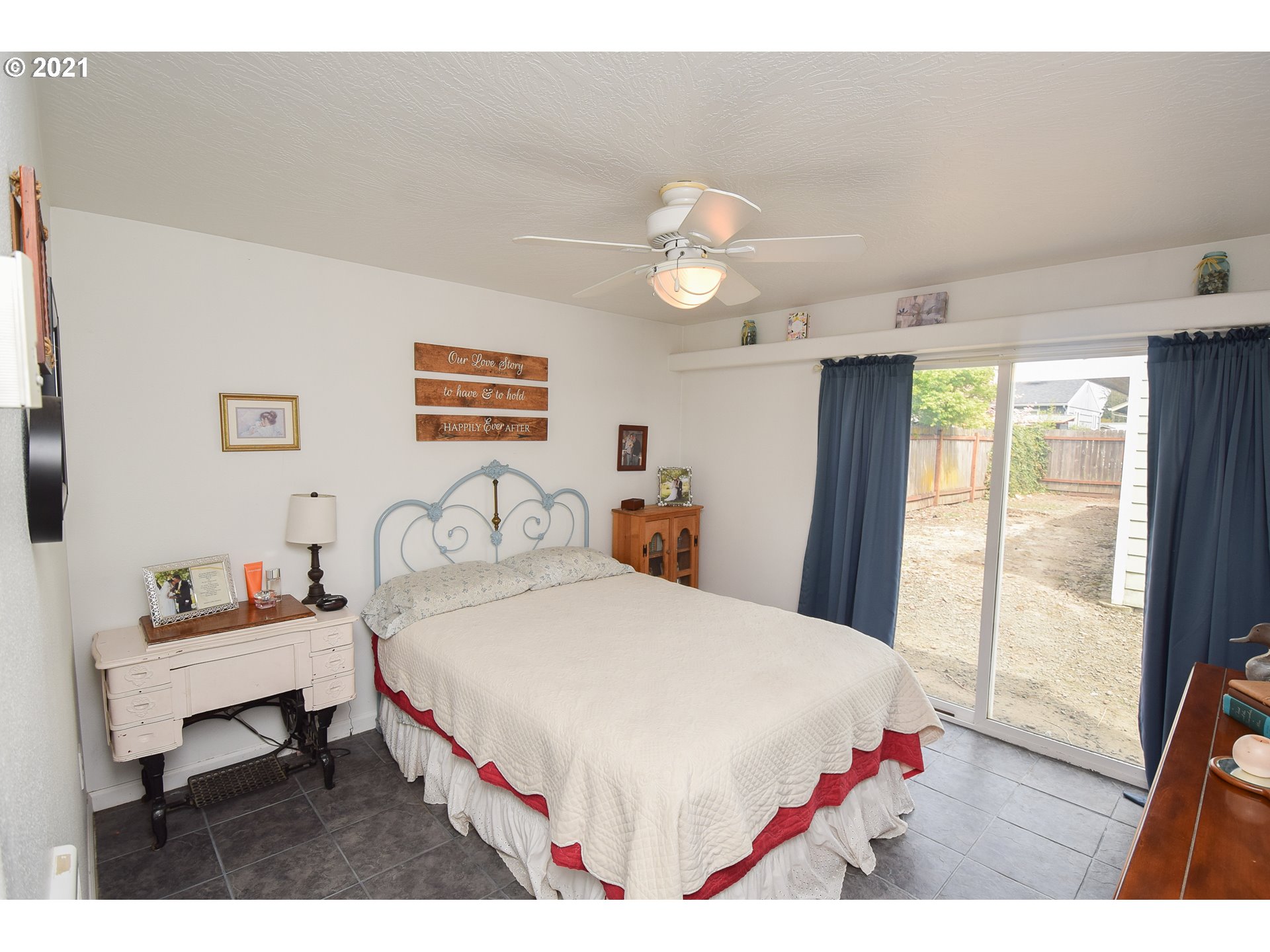 905 54th Street Springfield, OR 97478 - Photo 18 of 28