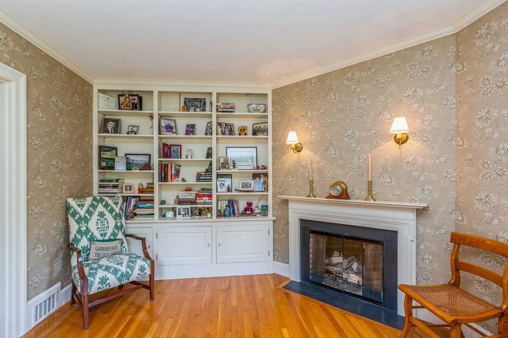 5 Monmouth Road Worcester, MA 01609 - Photo 13 of 42 Gallery Image 13