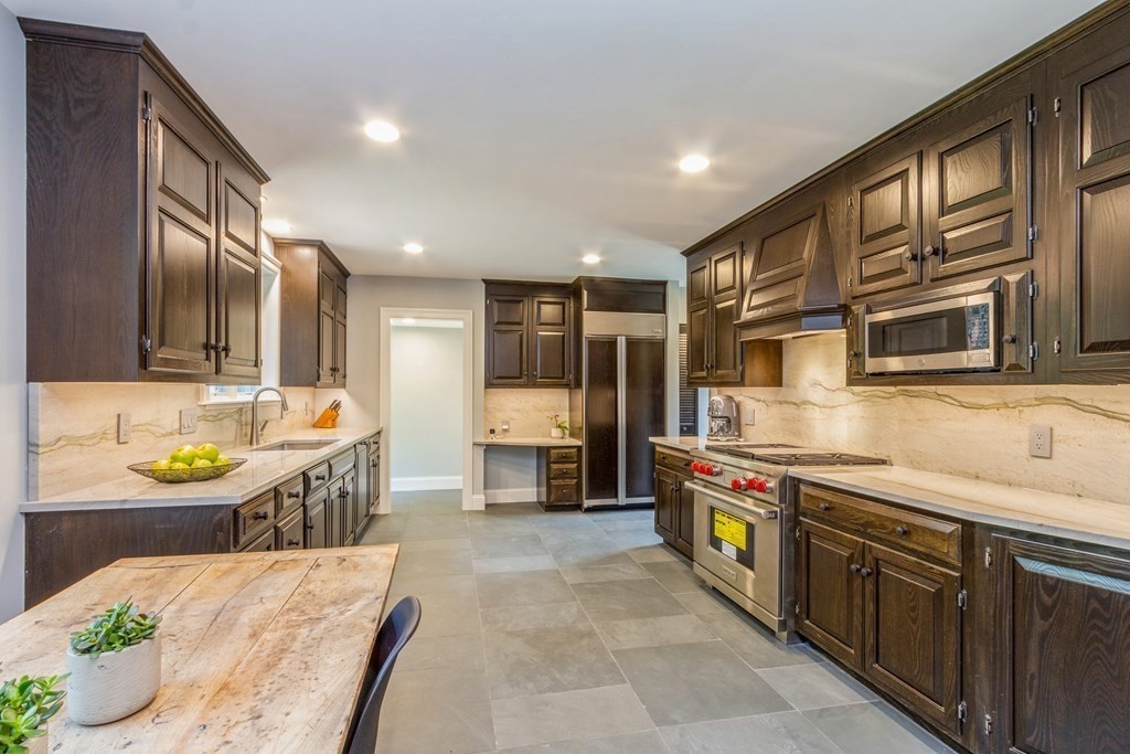 5 Monmouth Road Worcester, MA 01609 - Photo 15 of 42 Gallery Image 15