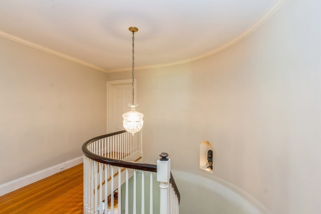 5 Monmouth Road Worcester, MA 01609 - Photo 23 of 42 Gallery Image 23