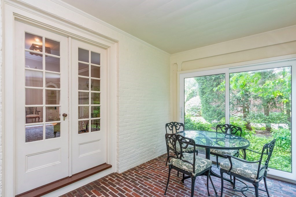 5 Monmouth Road Worcester, MA 01609 - Photo 34 of 42 Gallery Image 34