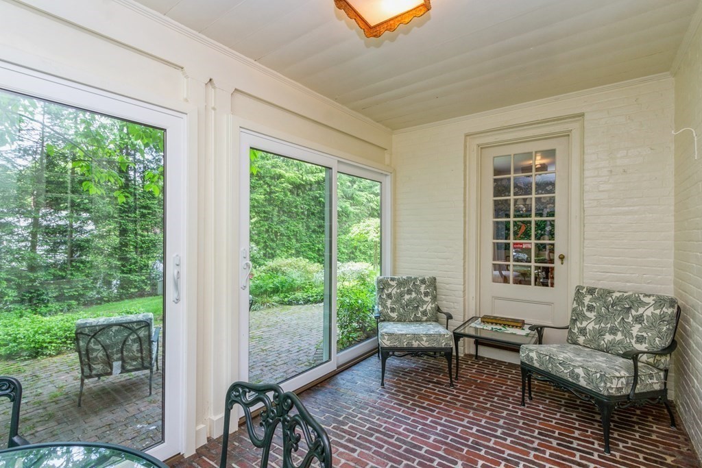 5 Monmouth Road Worcester, MA 01609 - Photo 35 of 42 Gallery Image 35