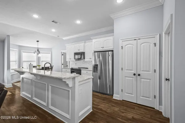 $299,775 | 518 Westfield Drive, Pearl, MS 39208