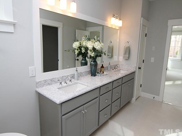 3339 Hampton Road Raleigh, NC 27607 - Photo 17 of 25