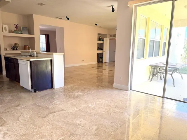 $469,900 | 963 North Jacks Lake Road, Clermont, FL 34711