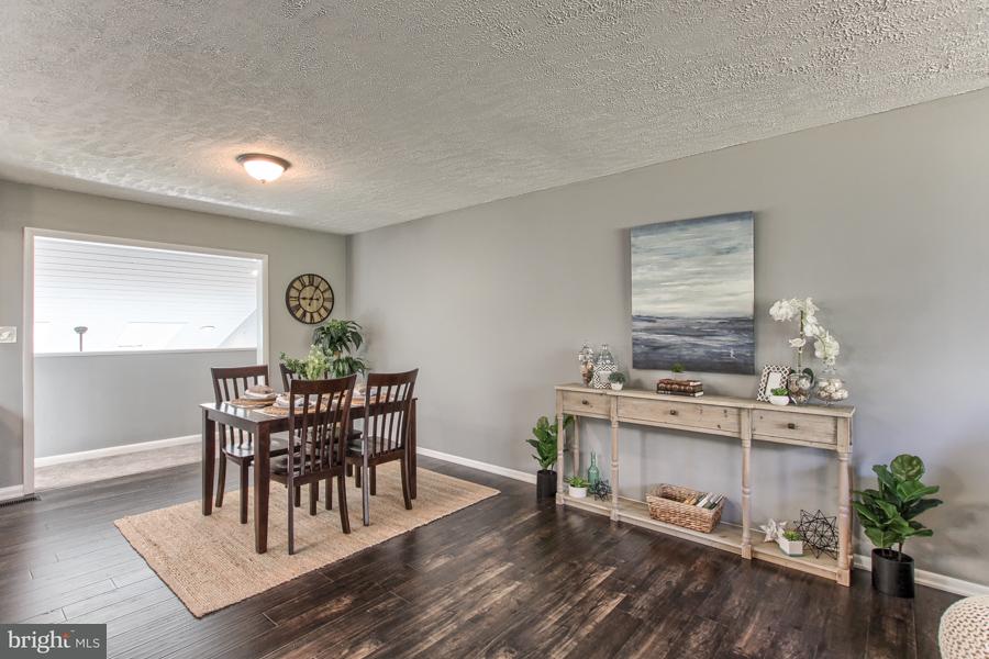 204 Chestnut Grove Road Dillsburg, PA 17019 - Photo 11 of 38 Gallery Image 11