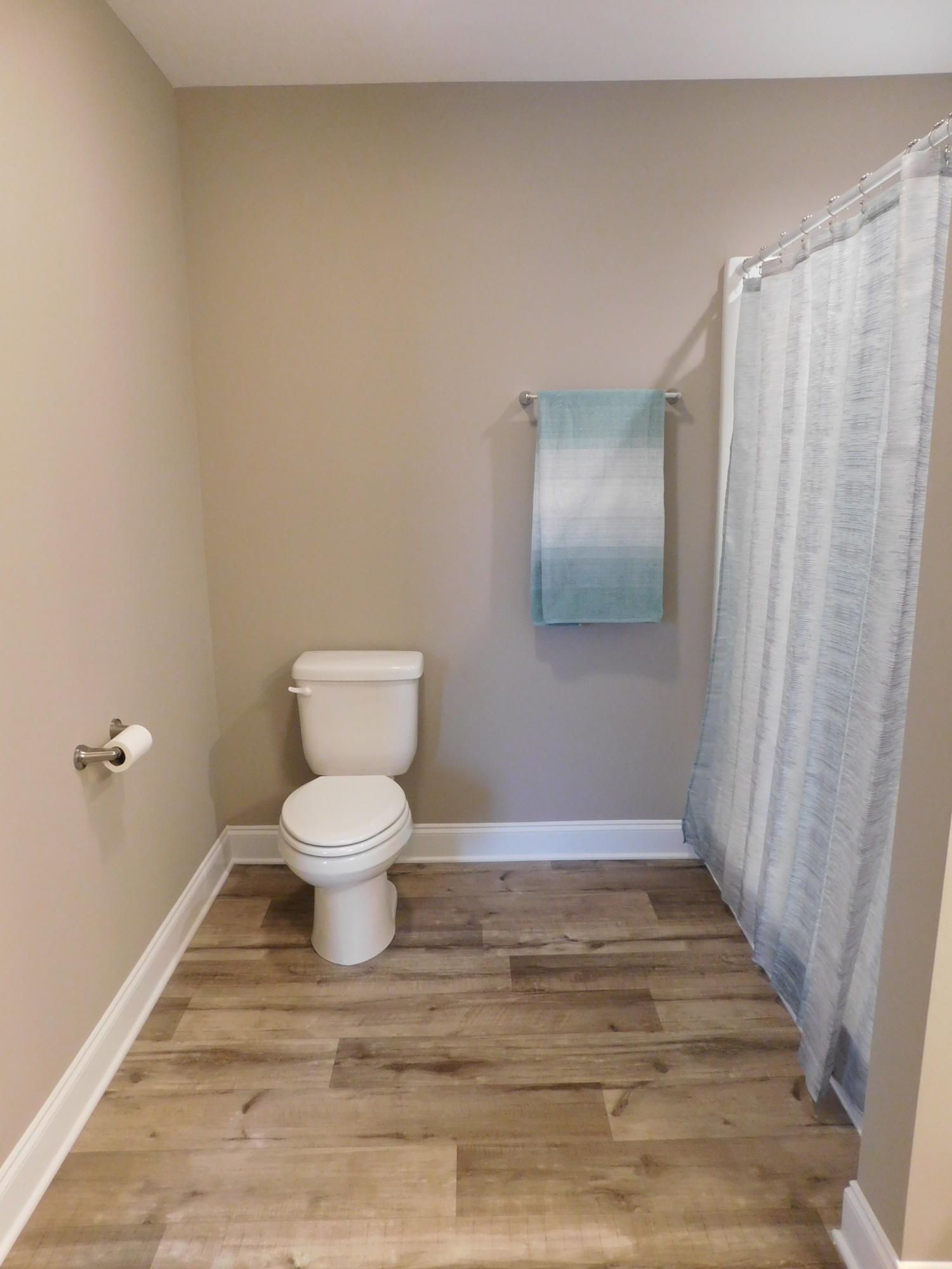 145 Hackberry Street, Unit LOT 32A Oak Ridge, TN 37830 - Photo 18 of 30 Master Bath