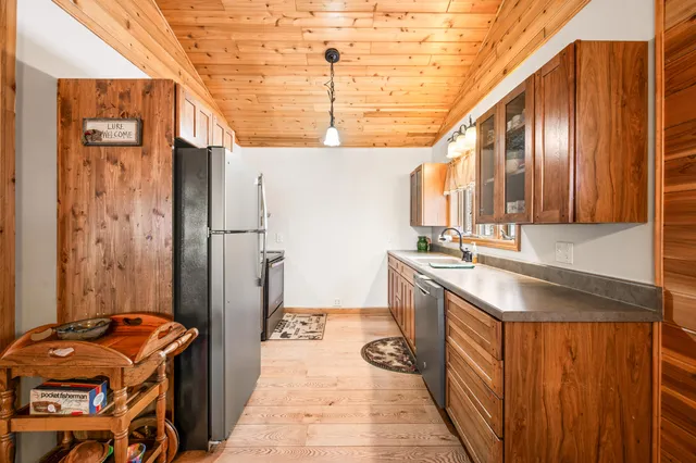 $405,000 | 9586 Lure Road, Hesperia, MI 49421