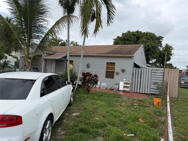 $595,000 | 671 Northeast 1st Place, Hialeah, FL 33010
