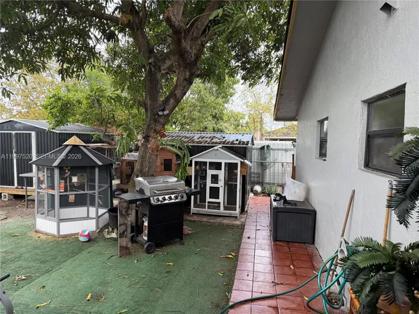 $595,000 | 671 Northeast 1st Place, Hialeah, FL 33010