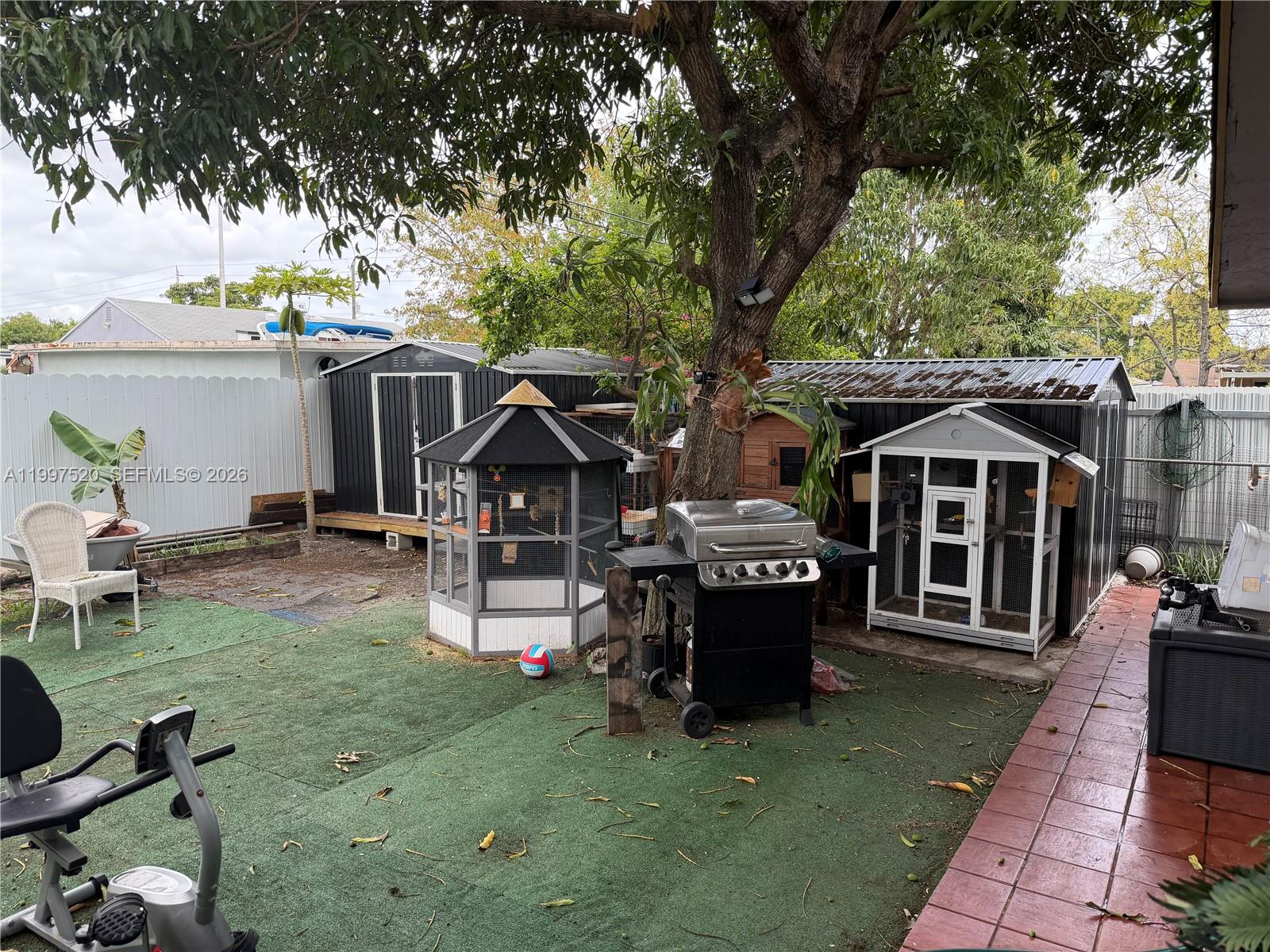 671 Northeast 1st Place Hialeah, FL 33010 - Photo 10 of 22