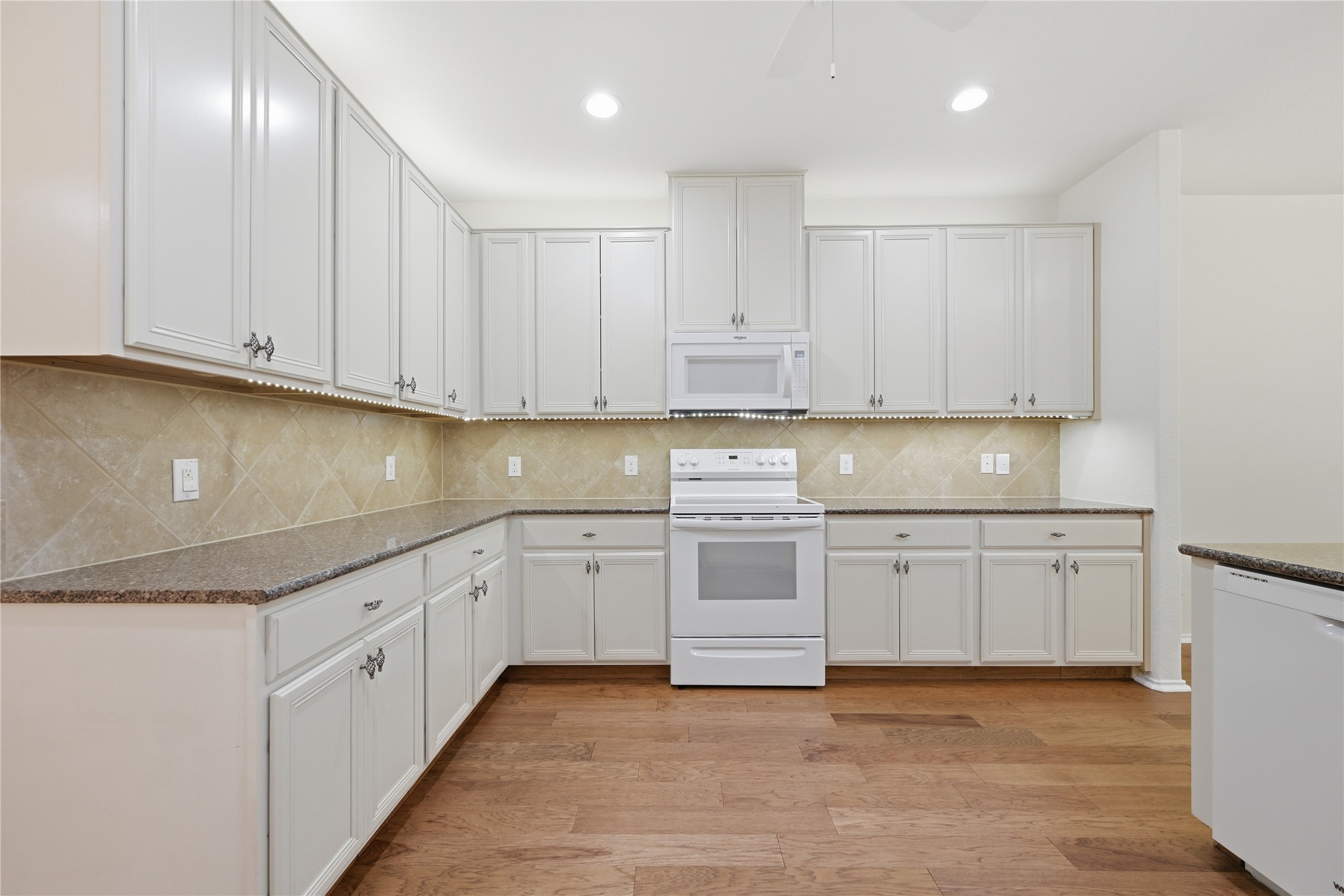 900 Lily Pad Lane Leander, TX 78641 - Photo 16 of 39