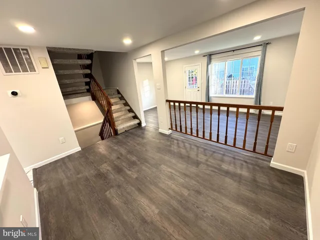 $3,500 | 2903 Montauk Court, Falls Church, VA 22042