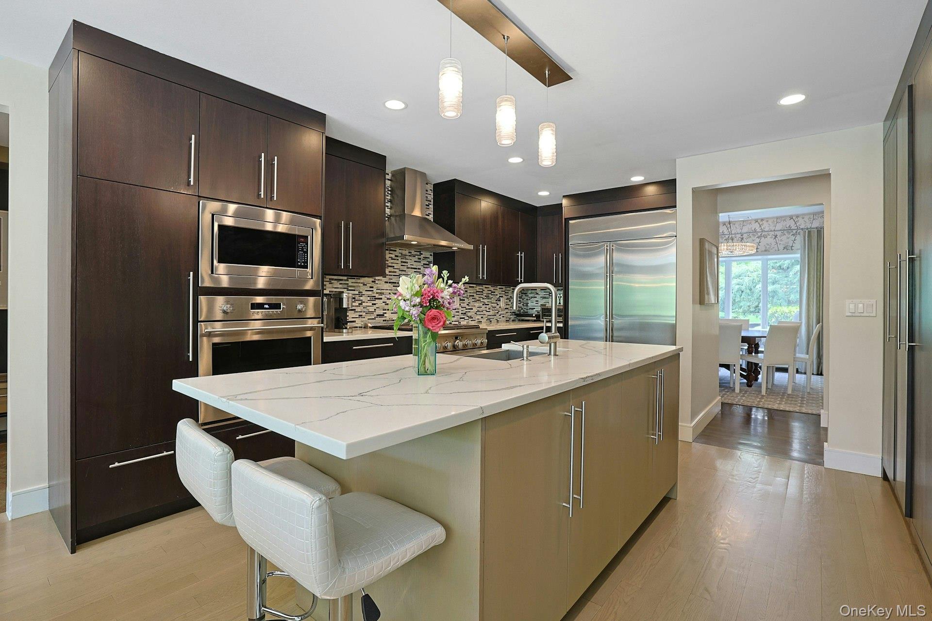 45 Jackson Road Bedford, NY 10506 - Photo 13 of 40 Renovated kitchen with GE Monogram appliances