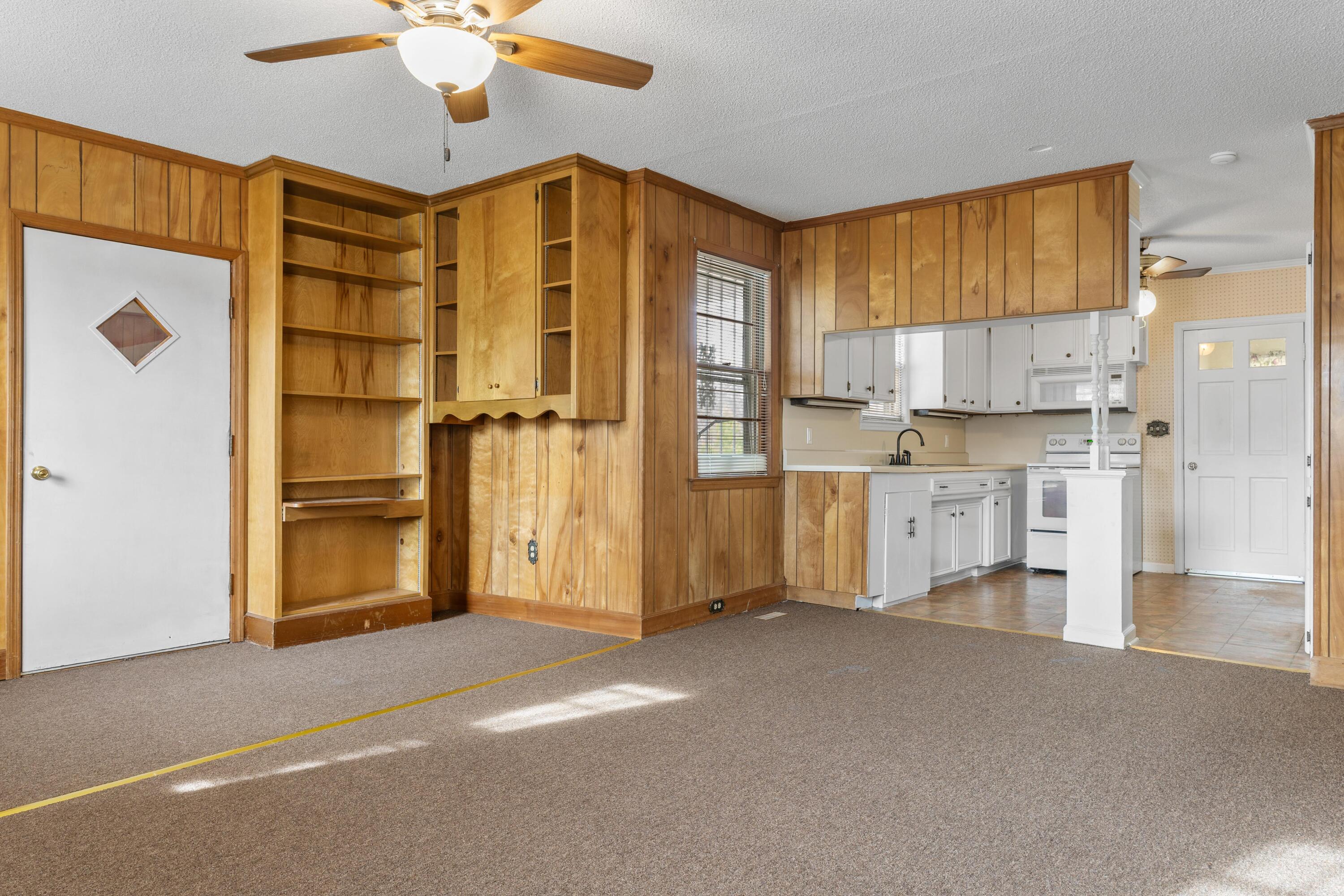 1856 Chestnut Street Orangeburg, SC 29118 - Photo 6 of 33 DSC04861_