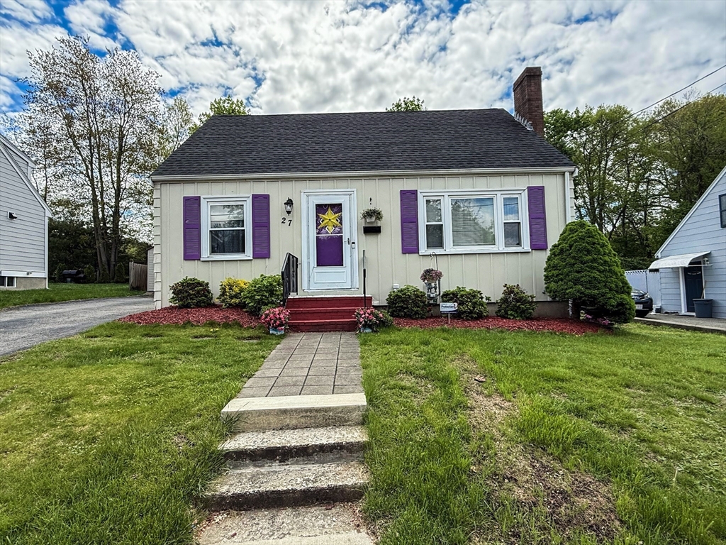 27 Cranmore Road Boston, MA 02136 - Photo 2 of 29 a front view of a house with a yard