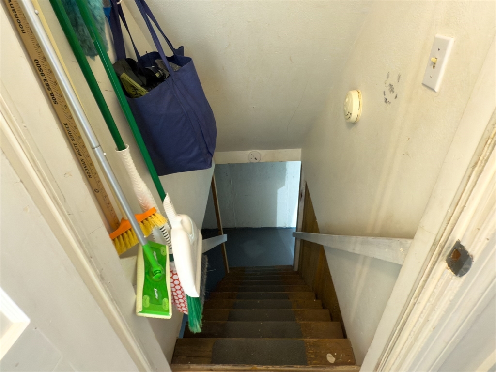 27 Cranmore Road Boston, MA 02136 - Photo 23 of 29